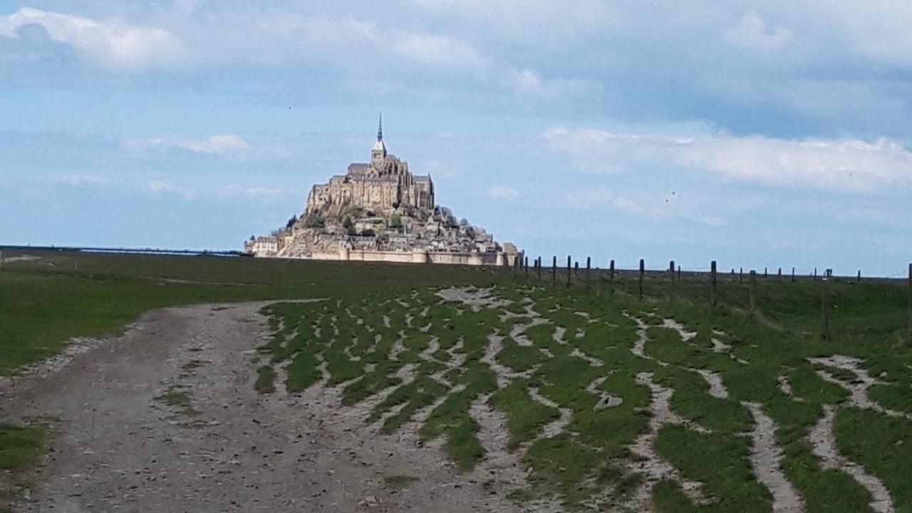 Champ-du-BoultLe Petit Bois Normand - Chambre D'Hote住宿加早餐旅馆 外观 照片